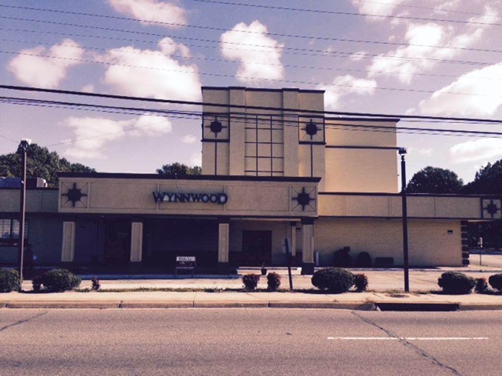 Wynnwood Plaza Hotel - Newport News Exterior photo